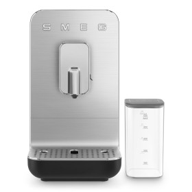 SMEG PED BCC13BLMEU Macchina da Caffè Espresso Automatica Sistema riscaldamento: Thermoblock Capacità serbatoio acq