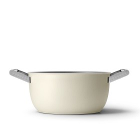SMEG PED LIBERA CSF2412CRM | UTENSILI CUCINA | Cookware | Panna Opaco | Casseruola due manici con coperchio - rivestimento ceram